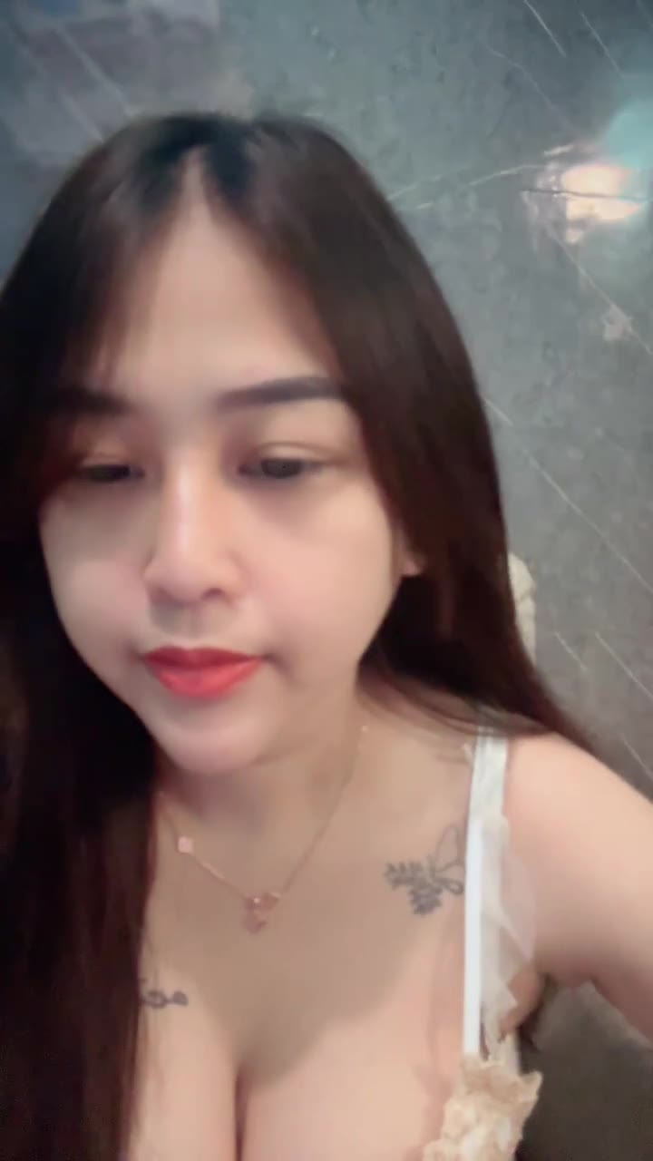Lylaaaa ID 1901315884343410690 Hot51 telegram bot @DSrecordbot