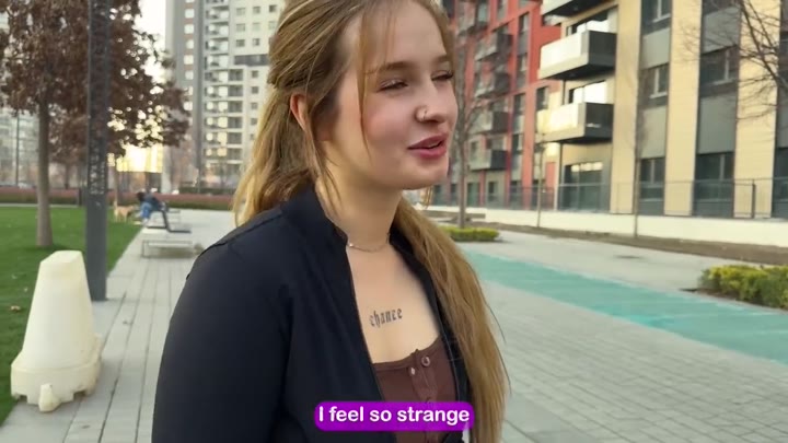 This naughty student  The girl believed that it was just a gift