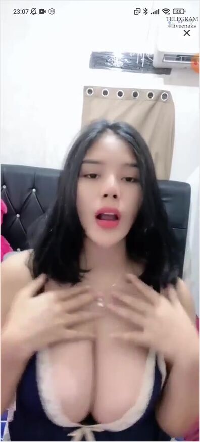Nazwa Tobrut Whoops Host Baru Ebot Ngangkang Sayang