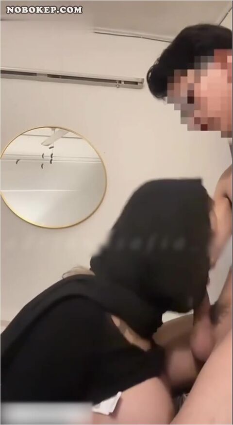 Bokep Indo Pacar Jilbab Udah Jago Banget Blowjob