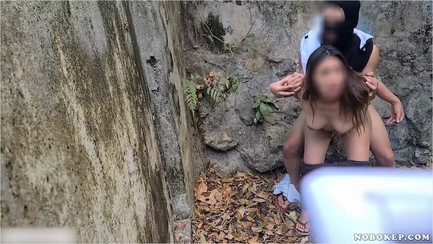 Bokep Indo Pasutri Nekat Mesum Di Pojokan Rumah Tetangga