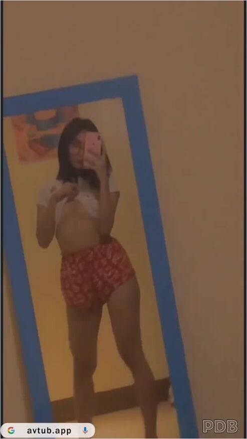 Kumpulan Pap Ashi Garcia Tiktok Cewek Berkacamata Hot