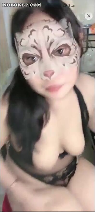 Bokep Indo Arini Cantik Toge Pamer Selangkangan Live