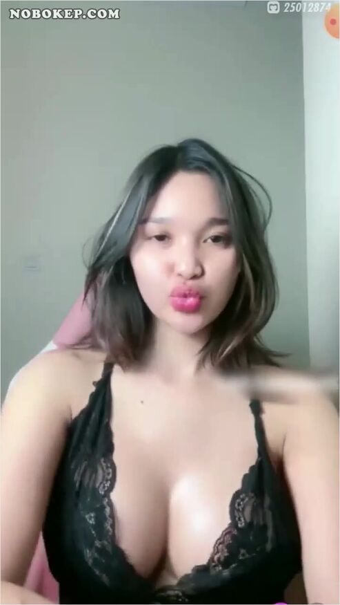 Bokep Indo Adenia Spg Goodponsel Lepas Bra Live