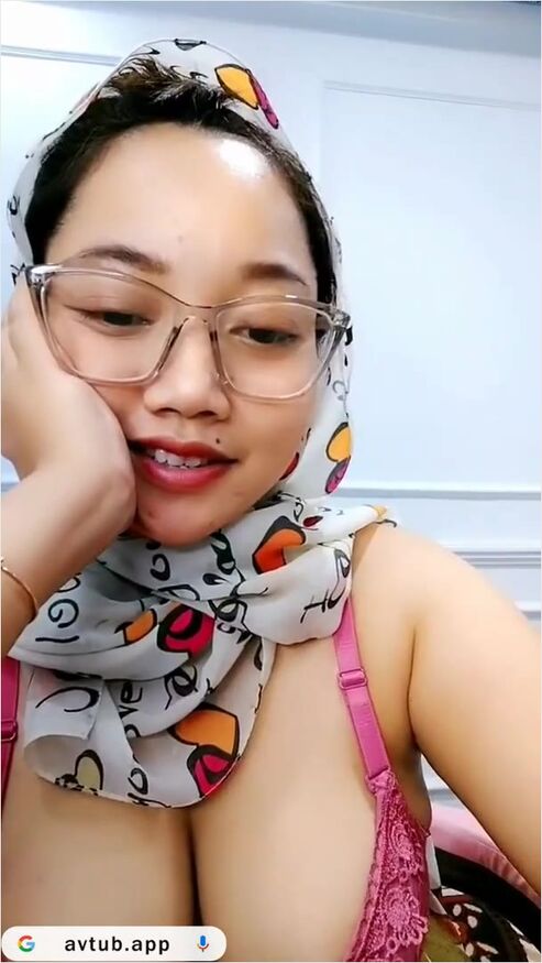 Bokep Jilbab - Private Live Neng Solehot Lepas Bra Spill Pentil Nenen - Avtub Bokep
