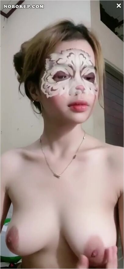Bokep Indo Laura Bugil Pamer Uting Pink Dream