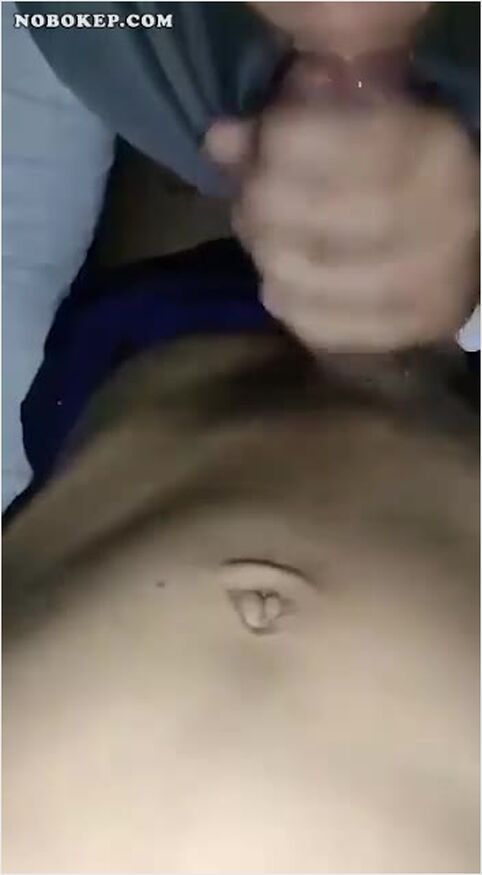 Bokep Indo Cewe Jilbab Kacamata Doyan Isep Kontol