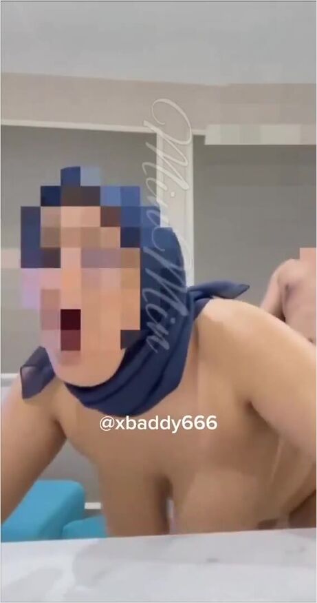 Tante Jilbab Biru Asyik Ngewe Sambil Mabok With Paksu