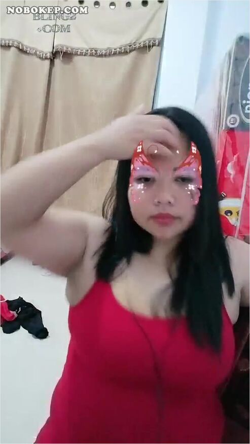 Bokep Indo Mbak Dhina Ajak Penonton Goyang Hot
