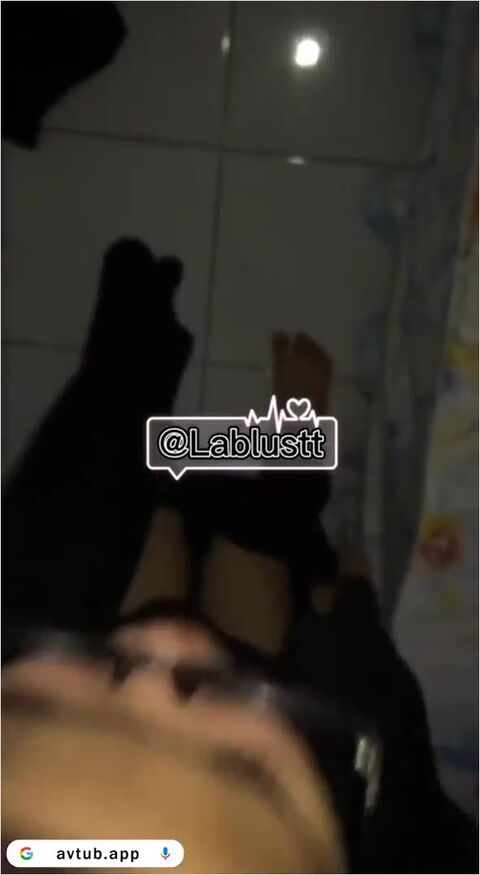 Adik Manis Jilbab Miss Lablustt Pengen Rasain Orgasme