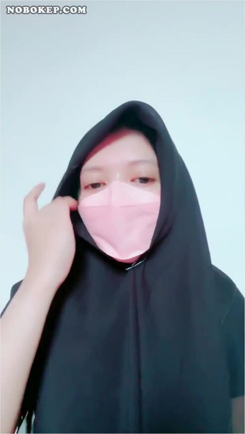 Bokep Indo Cecil Jilbab Telanjang Dada Remas Susu