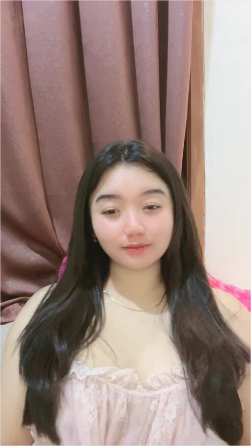 Hostnya Imut Banget Jadi Pengin Temenin Crt Id 29700919 Dream