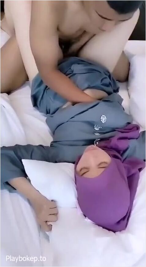Ukhty Jilbab Selingkuh Di Hotel