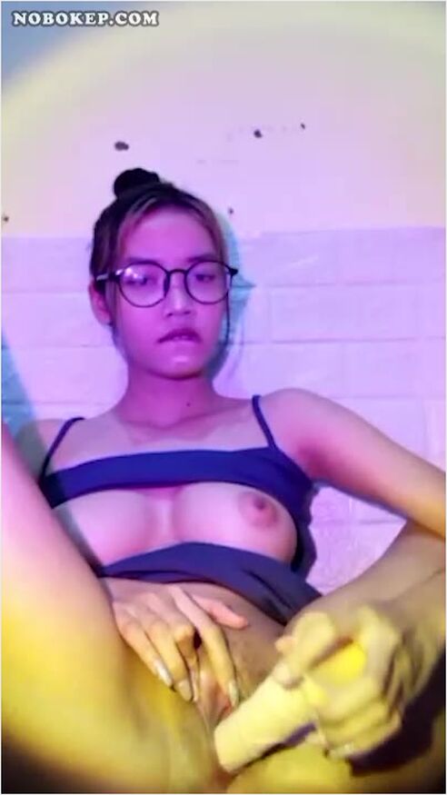 Bokep Indo Dedek Panya Masturbasi Pakai Dildo Kontol - Linkcolmek