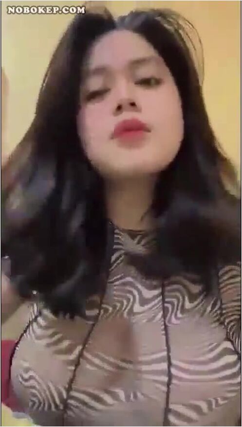 Bokep Indo Kak Lynn Tobrut Cantik Tanpa Kutang
