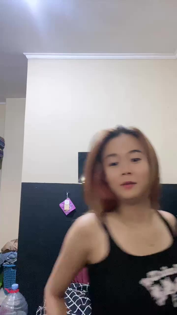 Liani ovy ID 1878871299880632321 Hot51 telegram bot @DSrecordbot